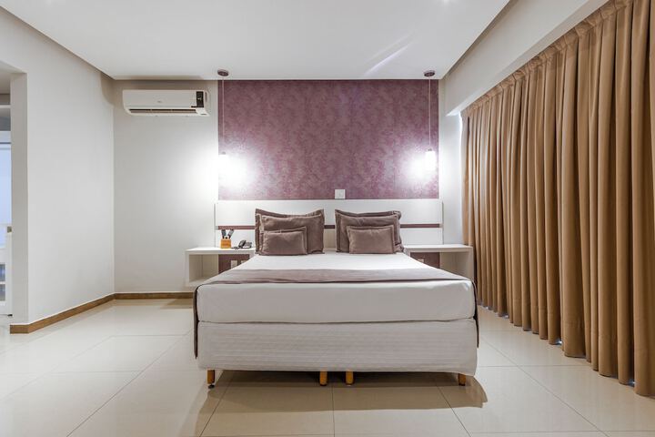 Room 10 of 75