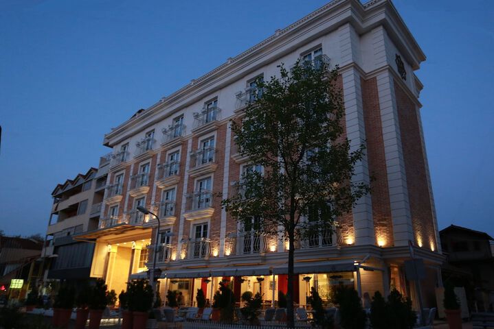Hymetis Palace