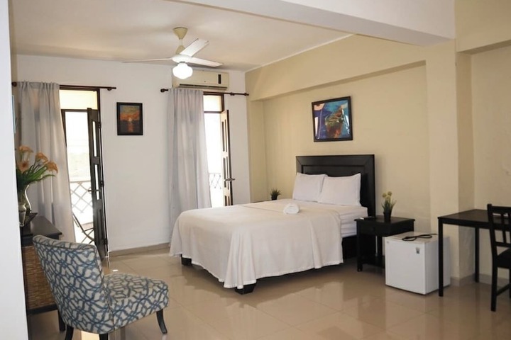 Room 16 of 59
