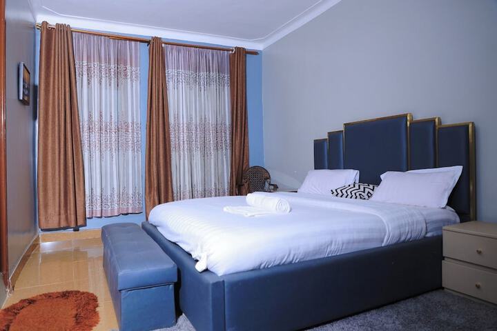 Room 6 of 23