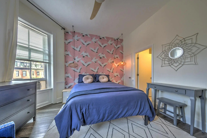 Room 3 of 9