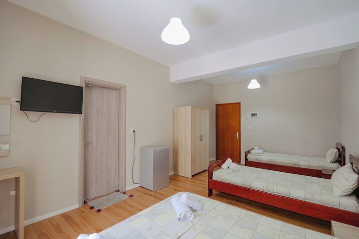 Room 67 of 152