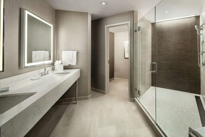 Bathroom shower