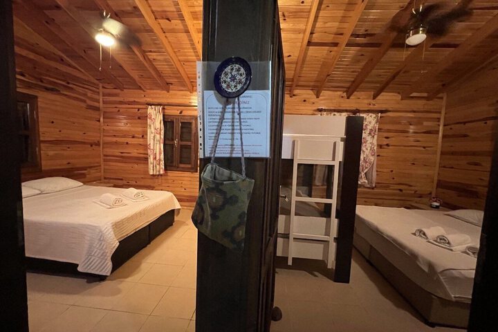 Room 12 of 48