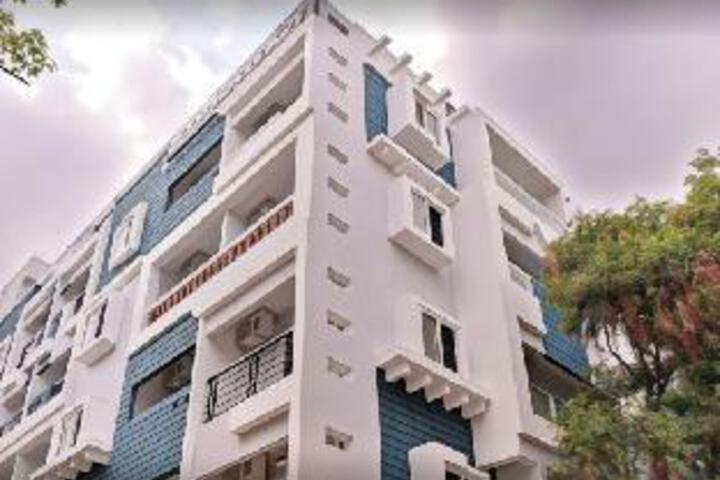 The Sun Suites