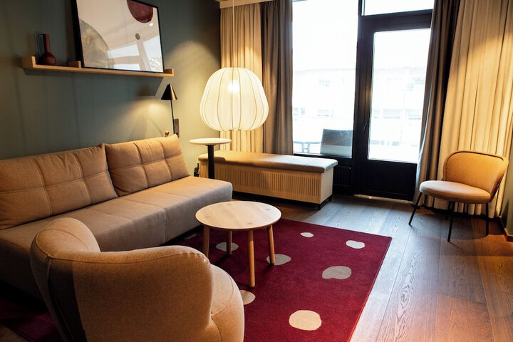 Room 7 of 47