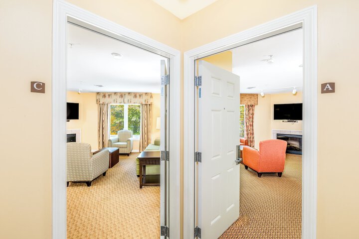 Room 8 of 91