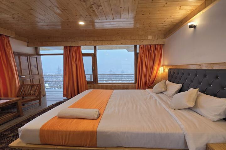 Room 25 of 110