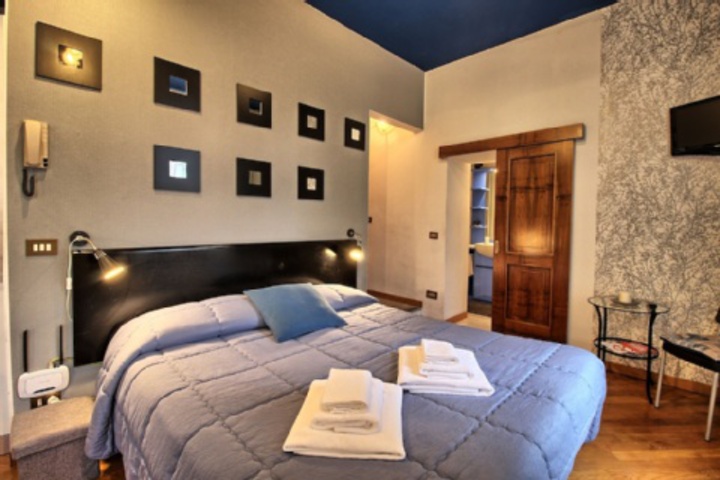Room 84 of 528