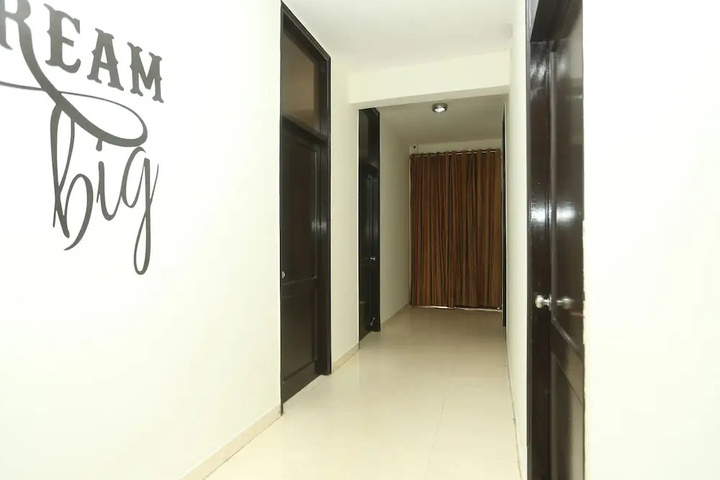 Room 14 of 17