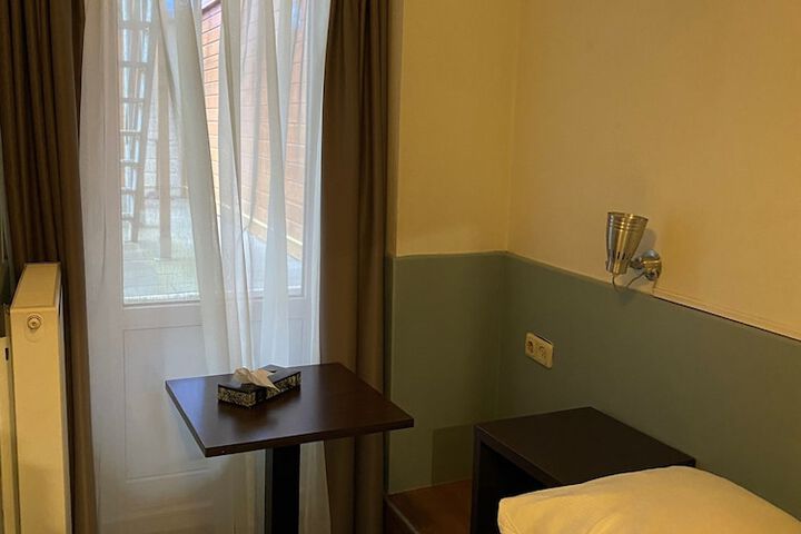 Room 31 of 58