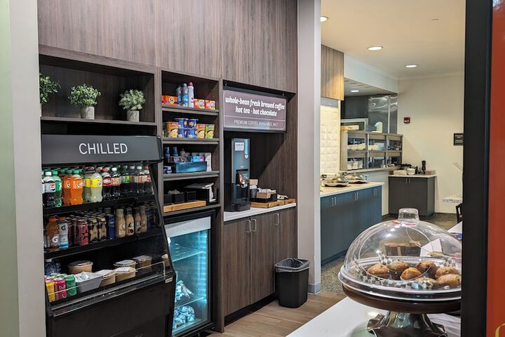 Snack bar