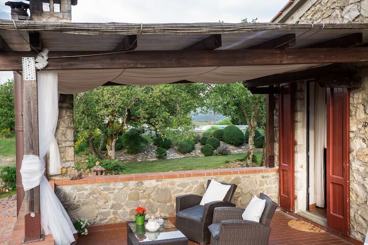 Terrace/Patio 33 of 109