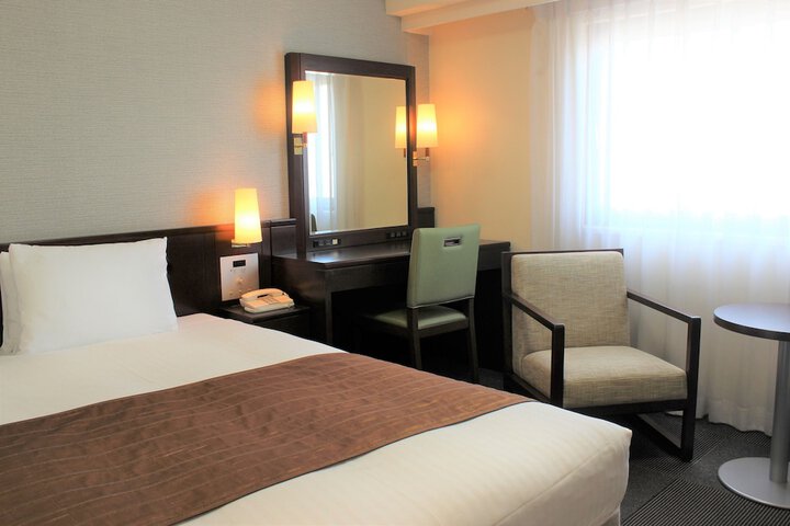Room 5 of 44