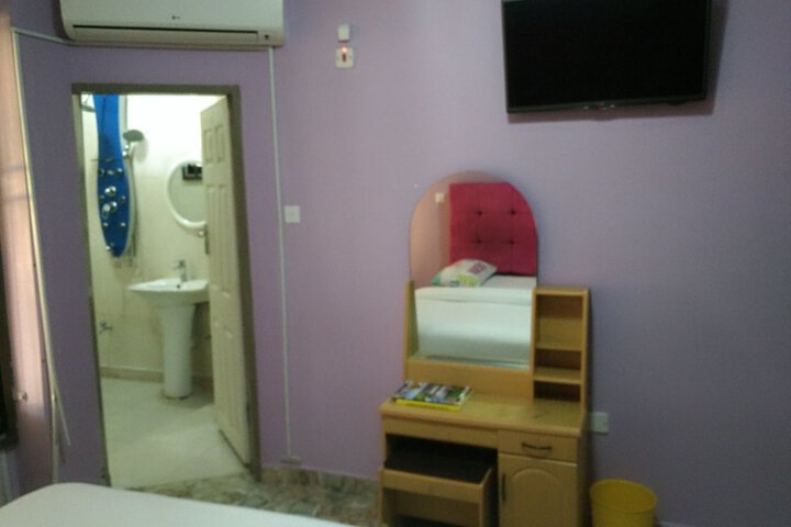 Room 14 of 51