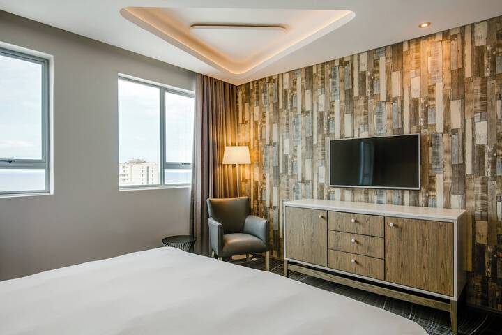 Room 16 of 59