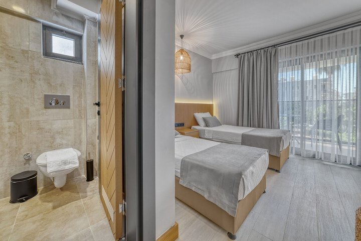 Room 25 of 54