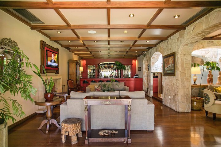 Lobby Entry