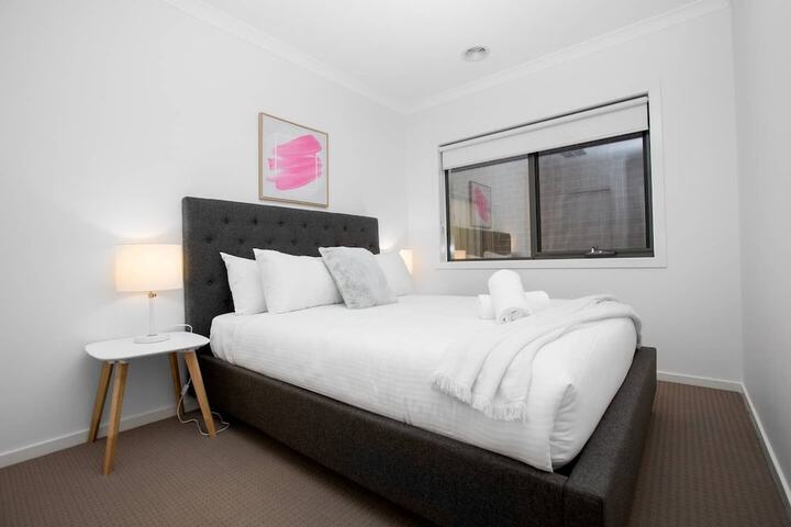 Room 6 of 29