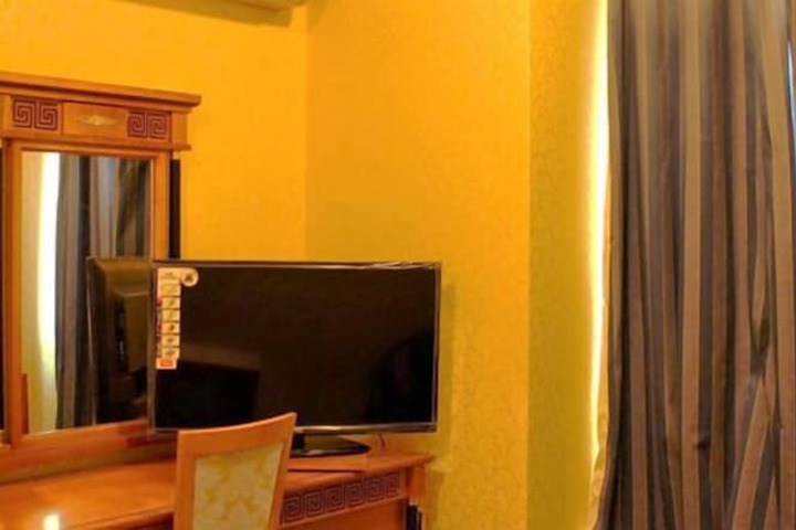 Room 19 of 34