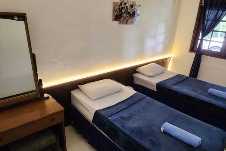 Room 14 of 35