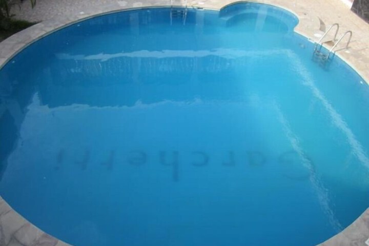 Pool 13 of 22