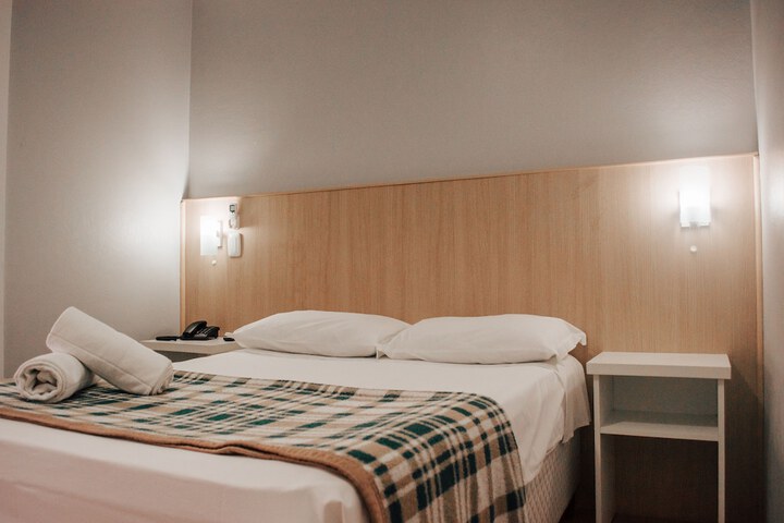 Room 10 of 49