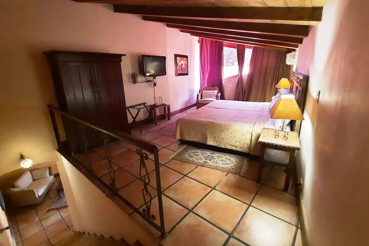 Room 36 of 97