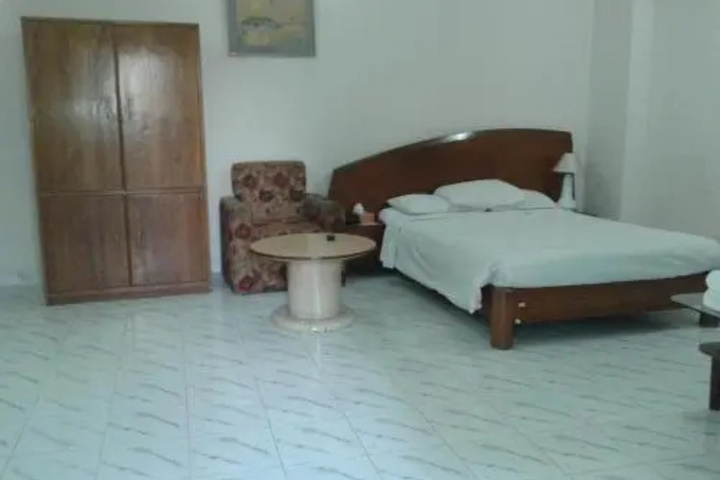Room 5 of 26
