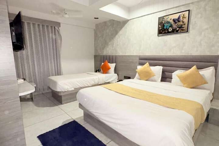 Room 6 of 35