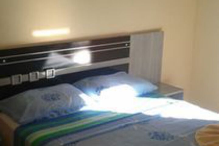 Room 7 of 19