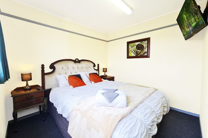 Room 7 of 28