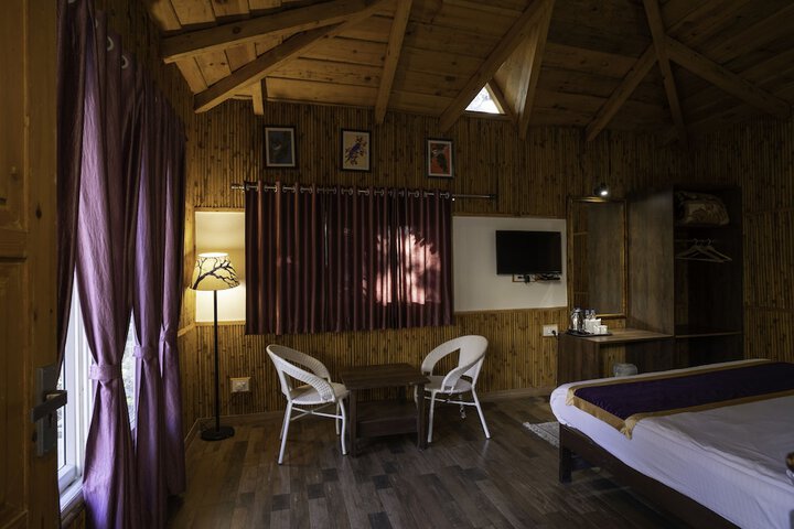 Room 10 of 63