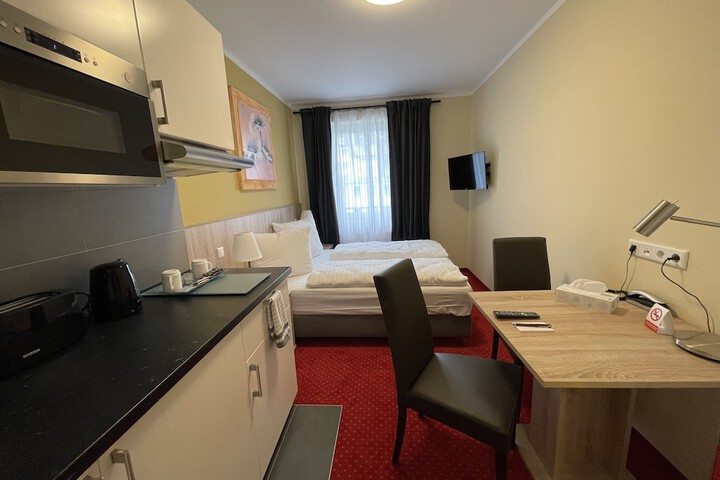 Room 46 of 99