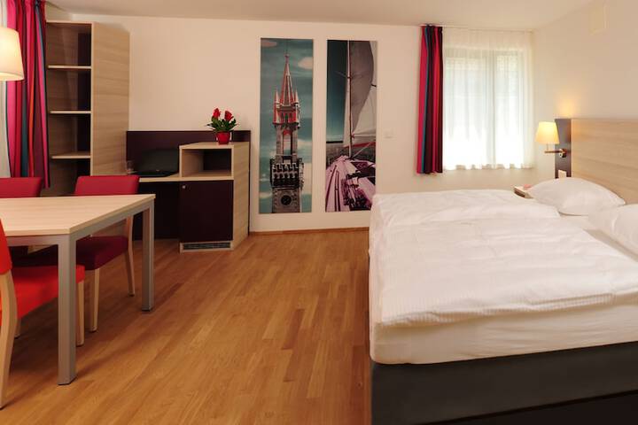 Room 11 of 54