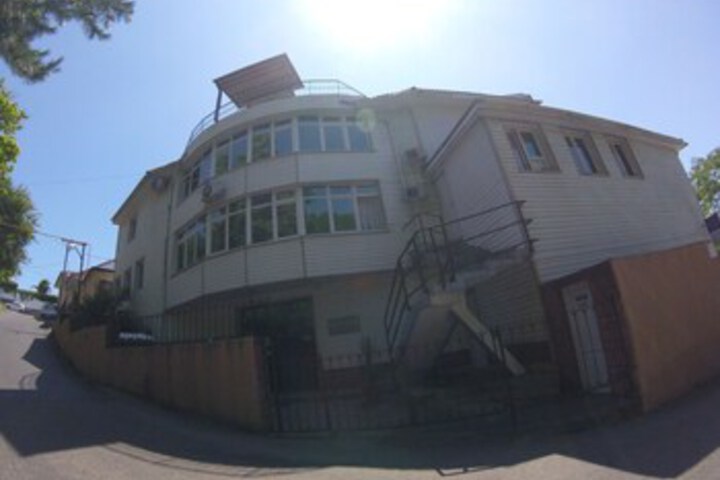 Hotel 6 of 47