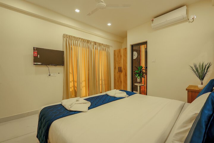 Room 9 of 20