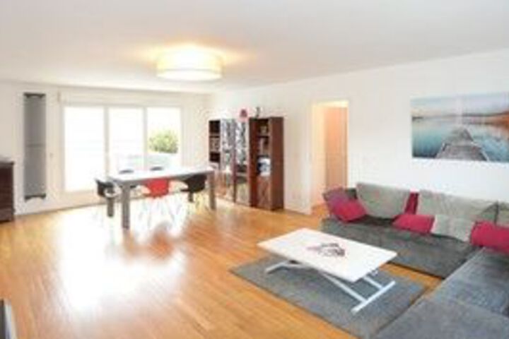 Room 20 of 28