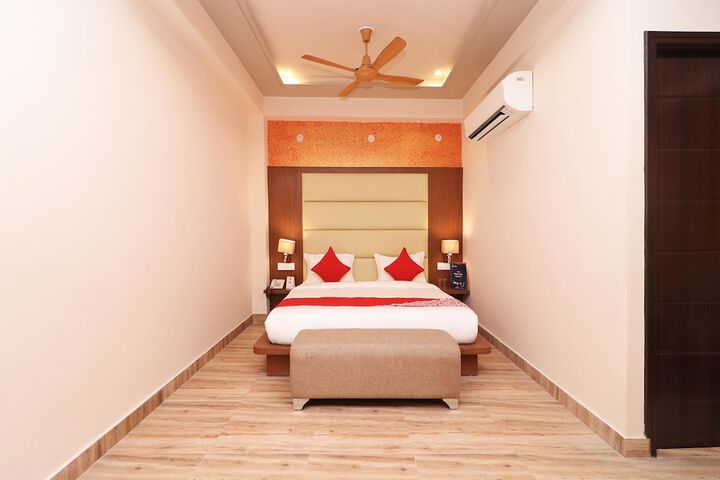 Room 26 of 35