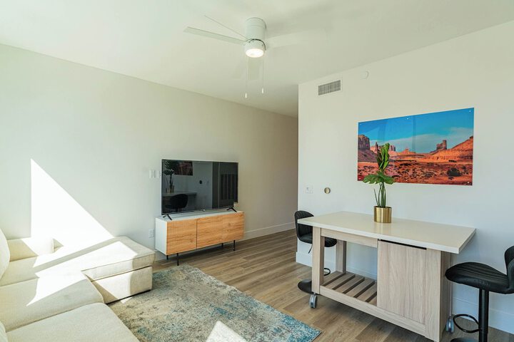 Room 25 of 48