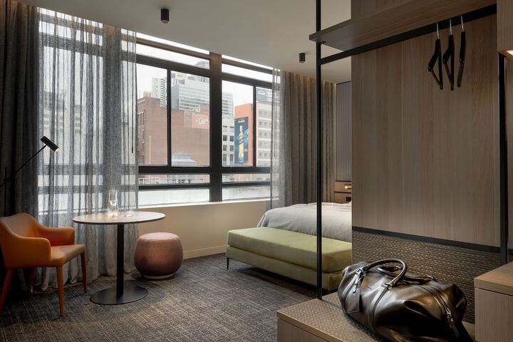 Room 90 of 130