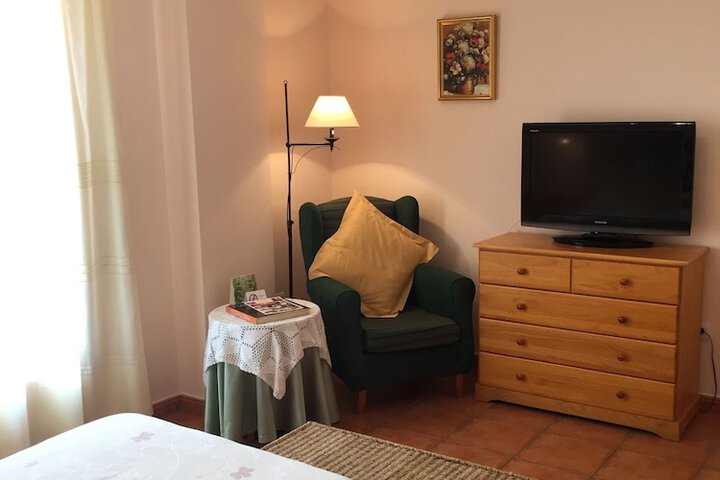 Room 6 of 61