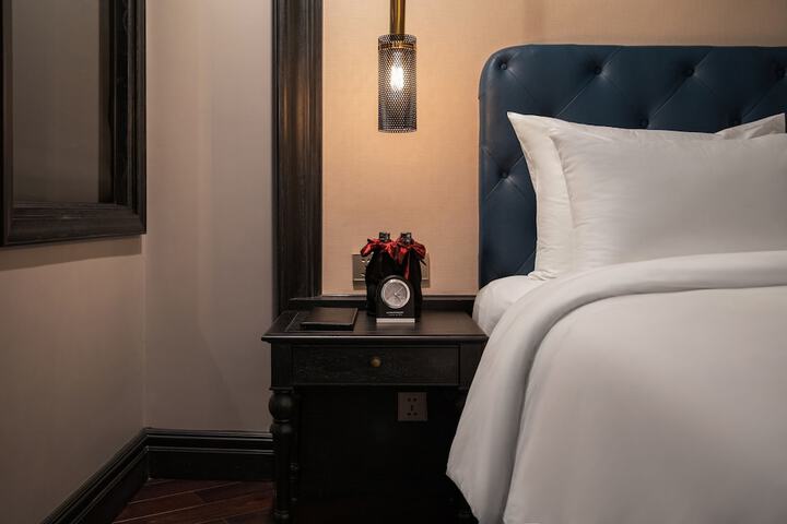 Room 21 of 127