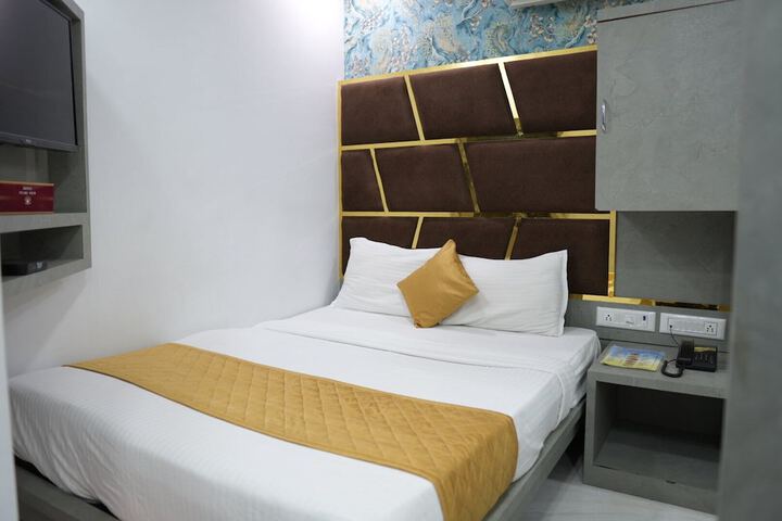 Room 49 of 68