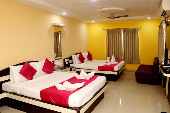 Room 3 of 11