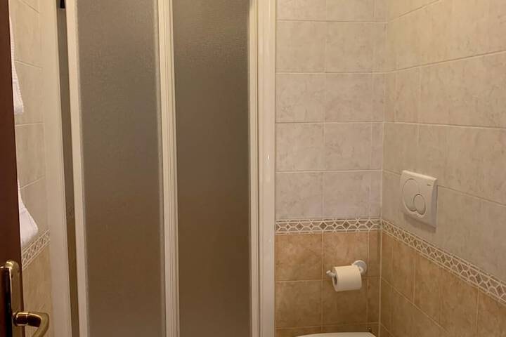 Room 46 of 75