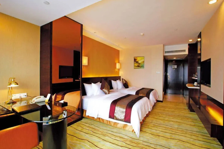 Wuhu Golden Eagle Summit Hotel