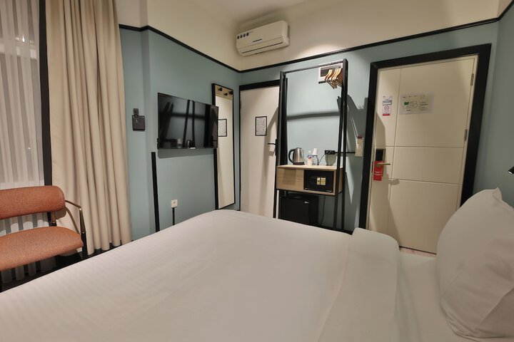 Room 9 of 59