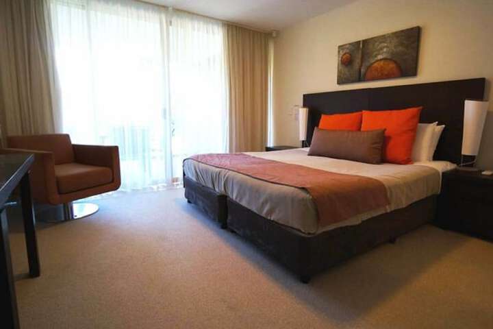 Room 8 of 50