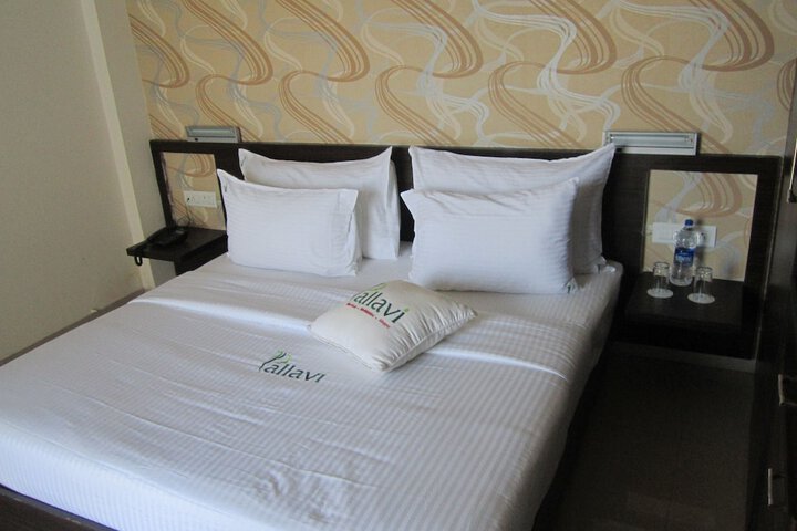 Room 5 of 24
